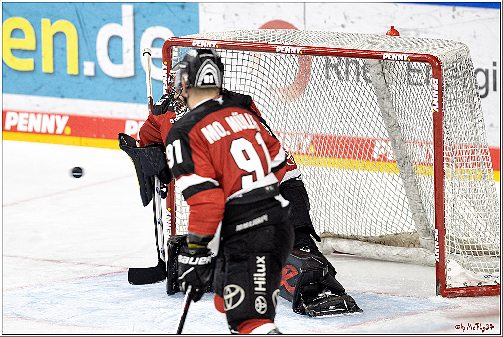 PENNY DEL 1. Playoff Runde;  Koelner Haie - ERC Ingolstadt; Koeln, 05.04.2022